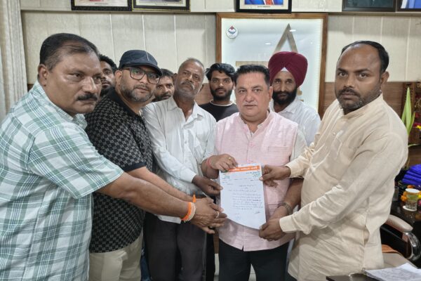 -रिक्शा चालकों को बड़ी राहत: महापौर ने रजिस्ट्रेशन की अवधि 1 माह बढ़ाई, 8 नवंबर तक मिलेगा अंतिम मौका”