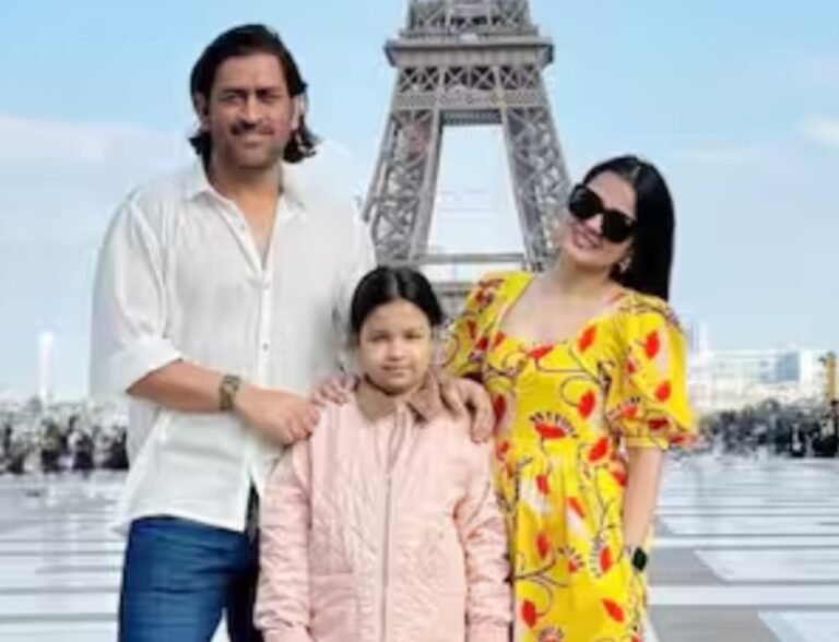 मसूरी पहुंचे महेंद्र सिंह धोनी, स्कूल में बेटी का एडमिशन कराने आए; उत्साहित दिखे फैंस