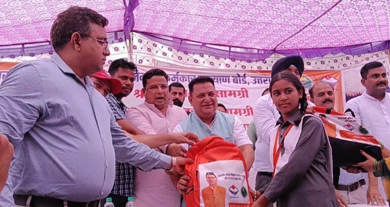 काशीपुर: महापौर दीपक बाली ने श्रम विभाग के कार्यक्रम का किया शुभारंभ,